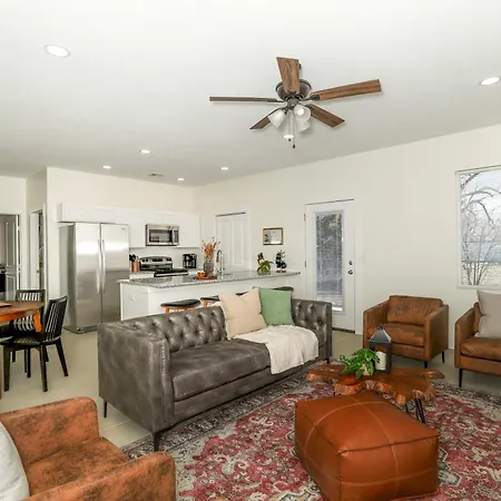 Villa Dazzling West Side 3Br 2Ba - Coffee - Smrttv Wifi